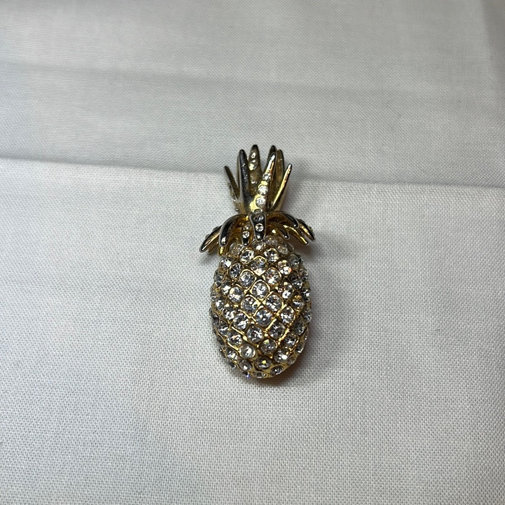 Pineapple rhinestone brooch and pendant